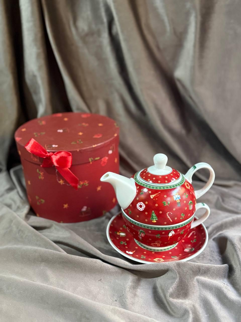 Чайник-заварник YIWU Christmas порцеляна з чашкою та блюдцем 500 мл/300 мл Червоний (HP-SD-10) - фото 6 Чайник-заварник YIWU Christmas порцеляна з чашкою та блюдцем 500 мл/300 мл Червоний (HP-SD-10) - фото 6