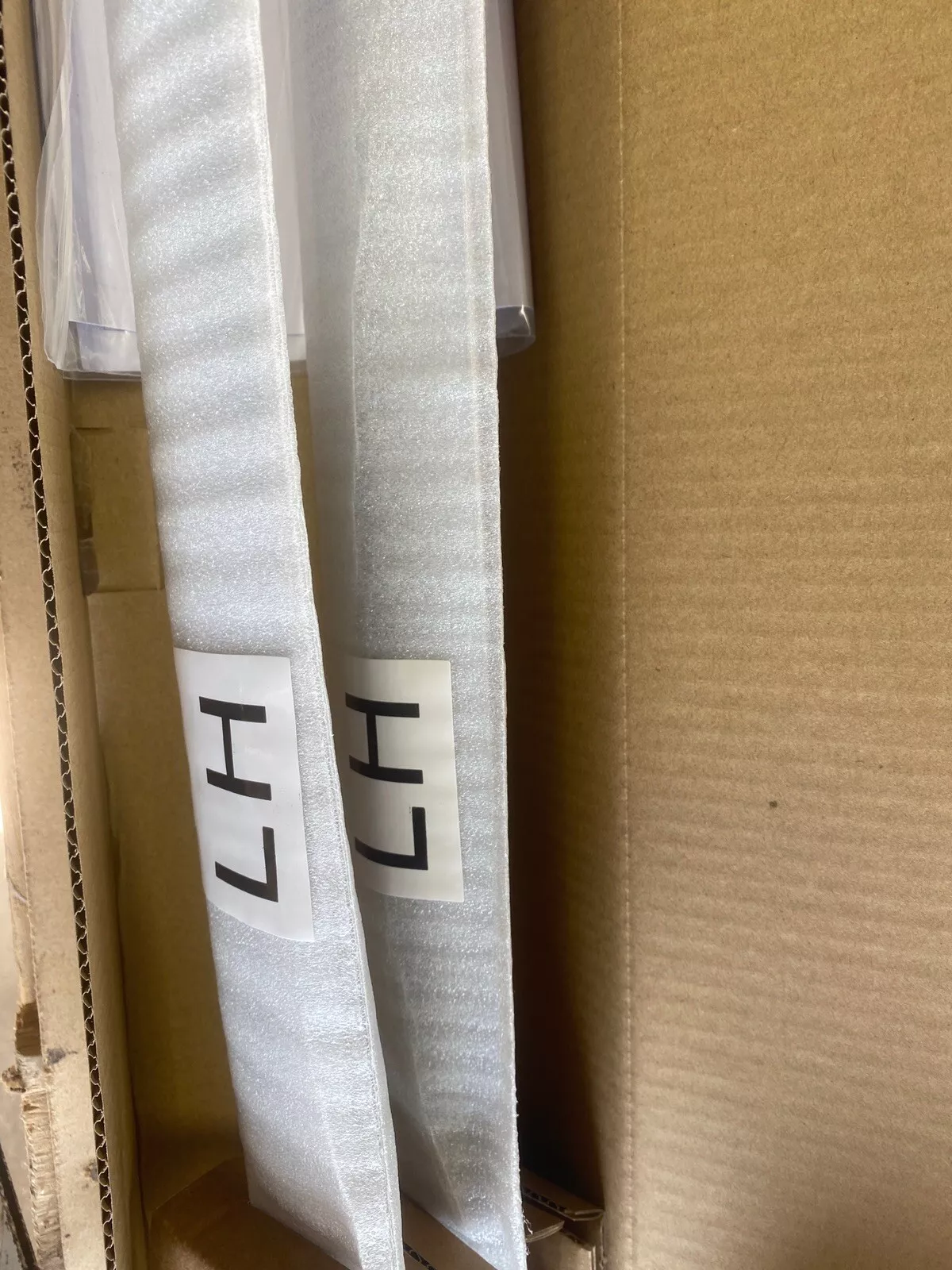 Накладки на двері MZ576845EX Mitsubishi Outlander 4 2022-2025 4 шт. (27455747) - фото 4