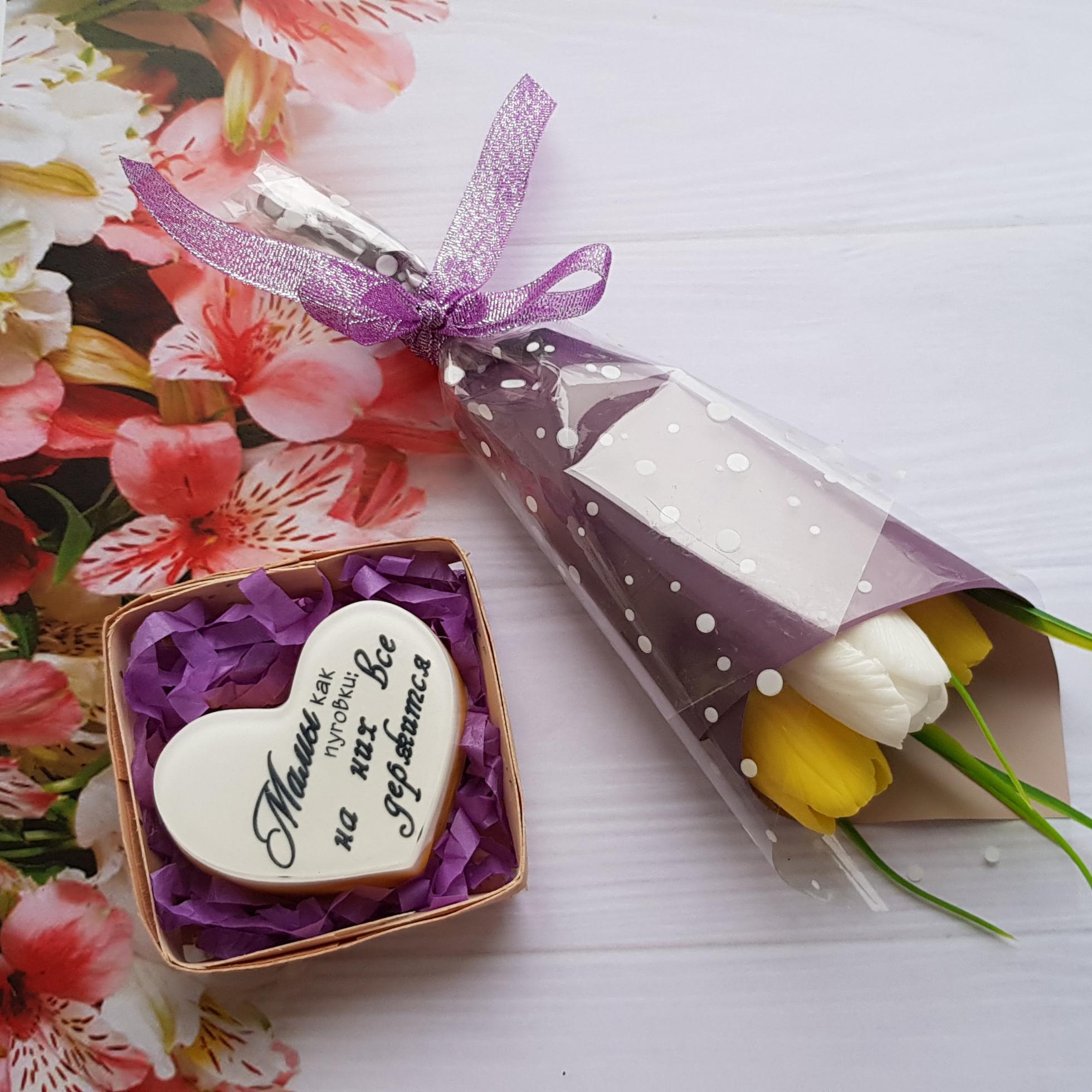 Набір мила ручної роботи подарунковий Любій матусі та букет тюльпанів (AS00007)