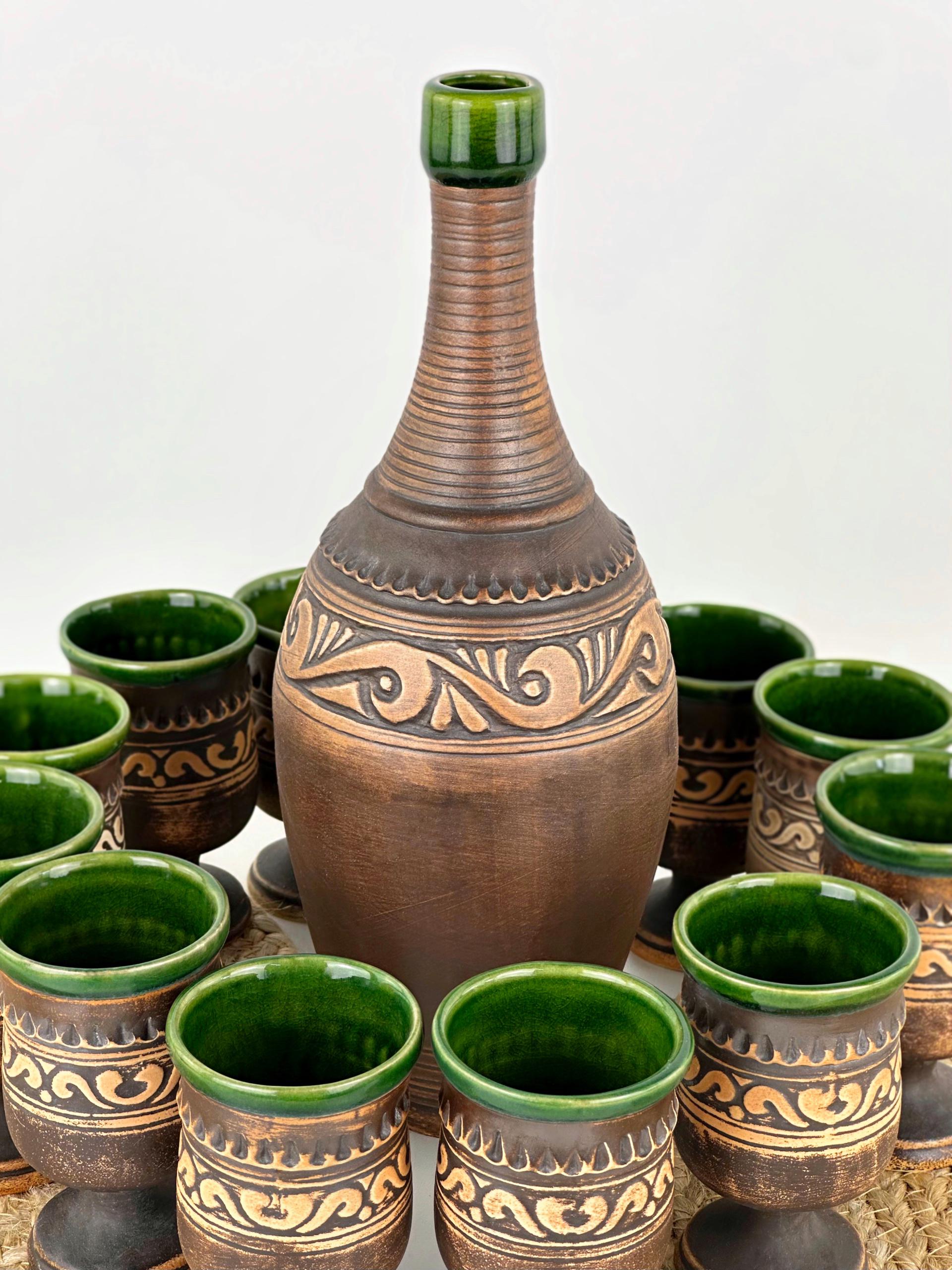 Набор глиняной посуды для подарка Гражда на 12 человек Коричневый (17019-34) - фото 3 Набор глиняной посуды для подарка Гражда на 12 человек Коричневый (17019-34) - фото 3