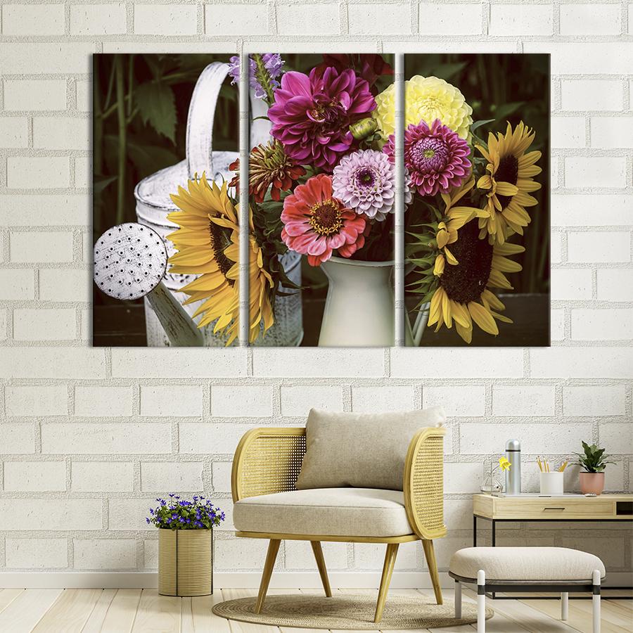 Картина на холсте триптих Букет цветов из сада 156x100 см (837-31)