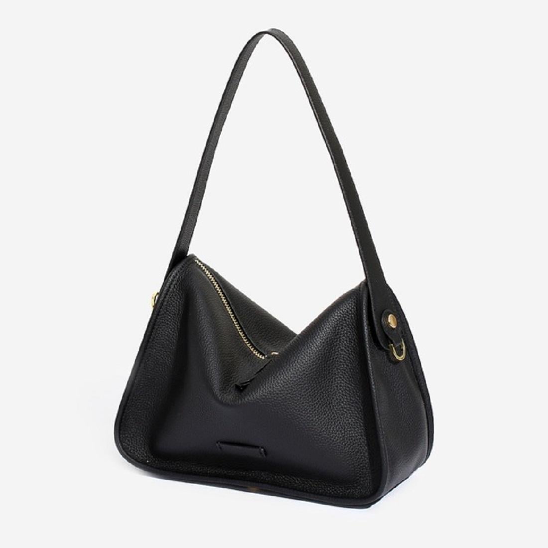 Жіноча сумка крос-боді Royal Bag B24-W-6010A шкіряна Чорний (6962)