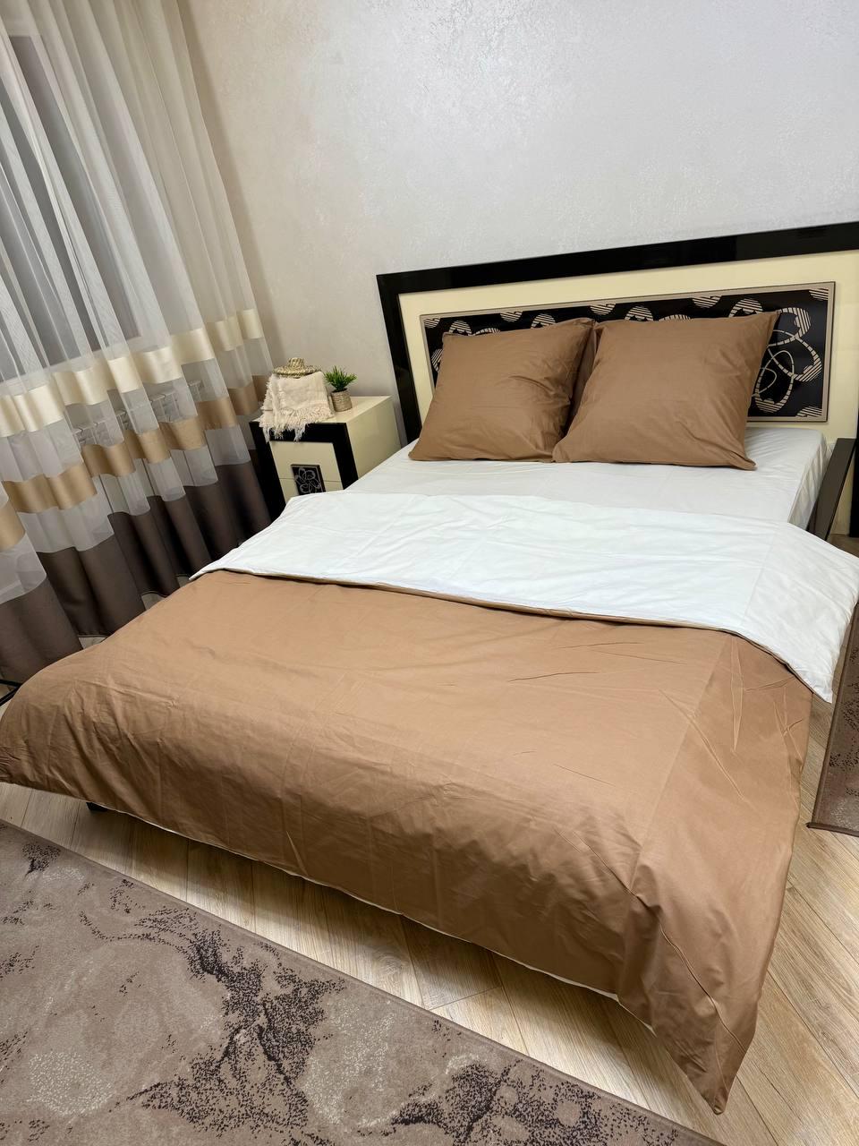 Комплект постільної білизни Однотонна простирадло на резинці євро 180x200х20/70х70 см Бежевий (28859142)