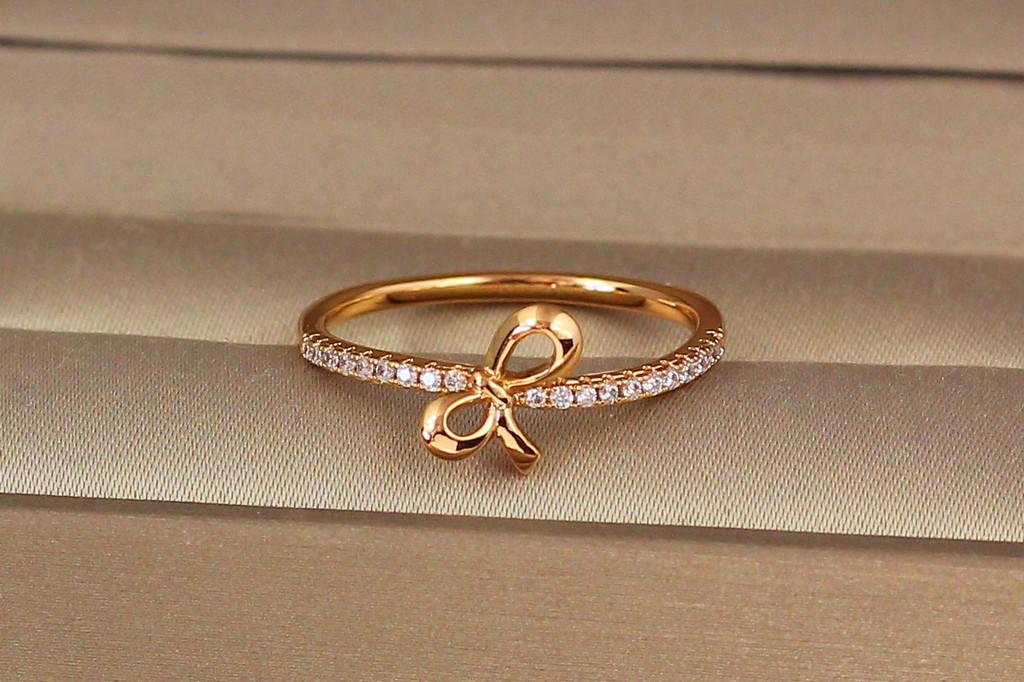 Каблучка Xuping Jewelry Стрічечка 8 мм р. 18 Золотистий (2334383878)