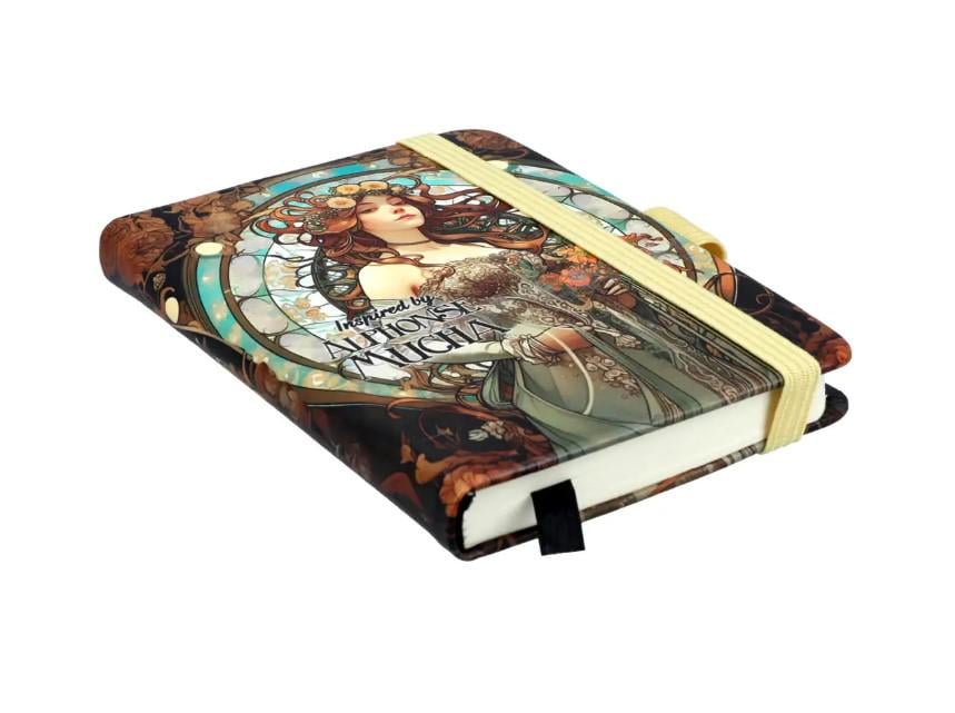 Блокнот Carmani вдохновлен картинами А. Мухи с ручкой 7,4х10,5 см (021-5093) Блокнот Carmani вдохновлен картинами А. Мухи с ручкой 7,4х10,5 см (021-5093)
