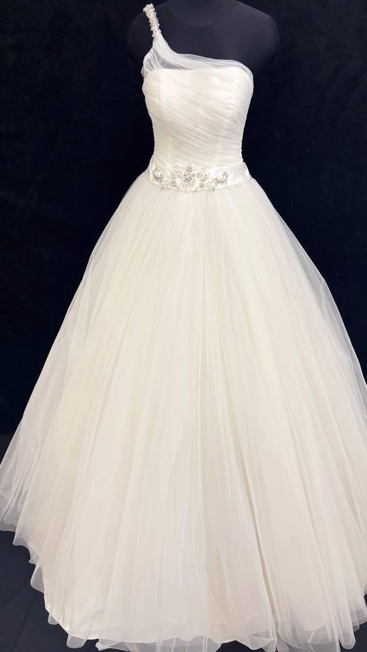 Платье свадебное Классик одно плечо M Кремовый (00038) Платье свадебное Классик одно плечо M Кремовый (00038)