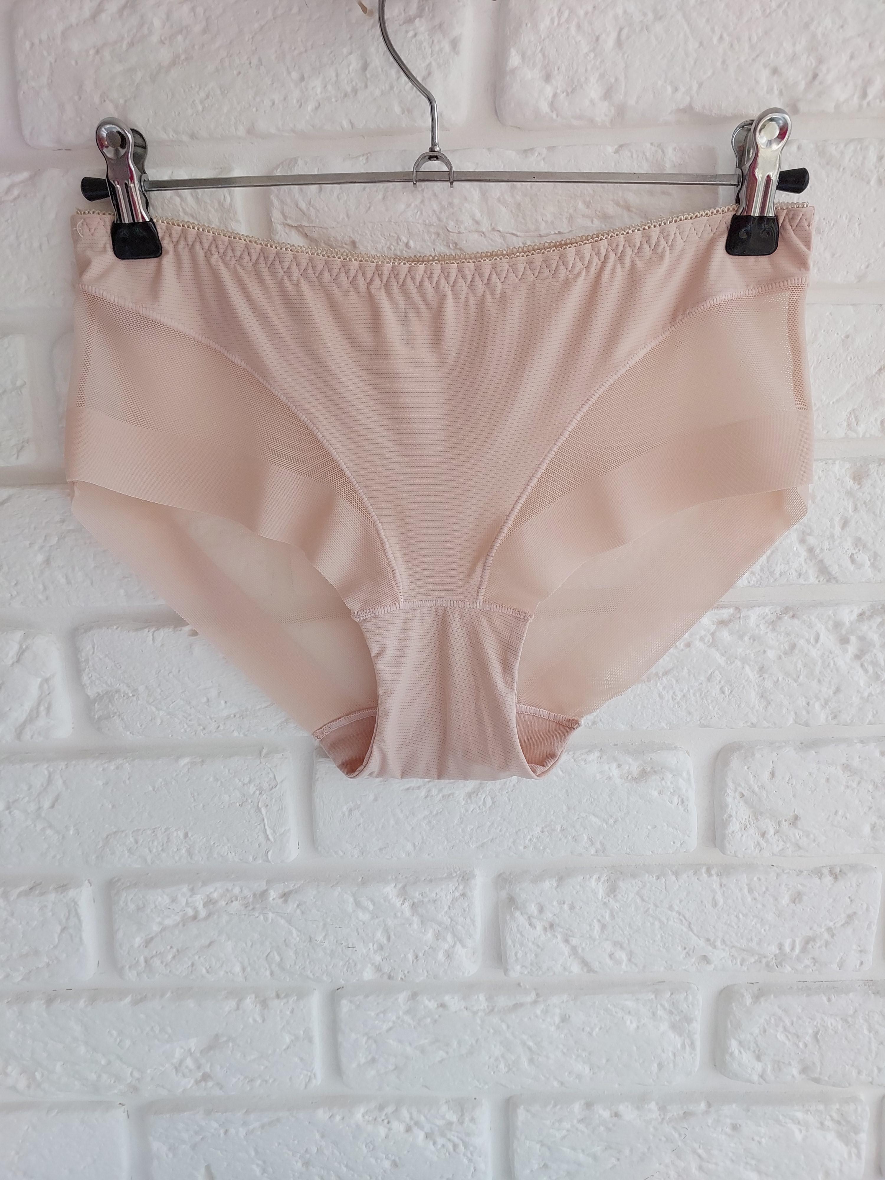 Трусики Lulola с перфорацией и бесшовными краями XXL Пудровый (7010-6)