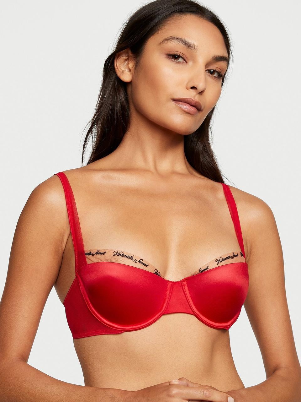 Бюстгальтер Victoria's Secret Smooth Logo Embroidery Lightly Lined Balconette 75C красный (2287059199)