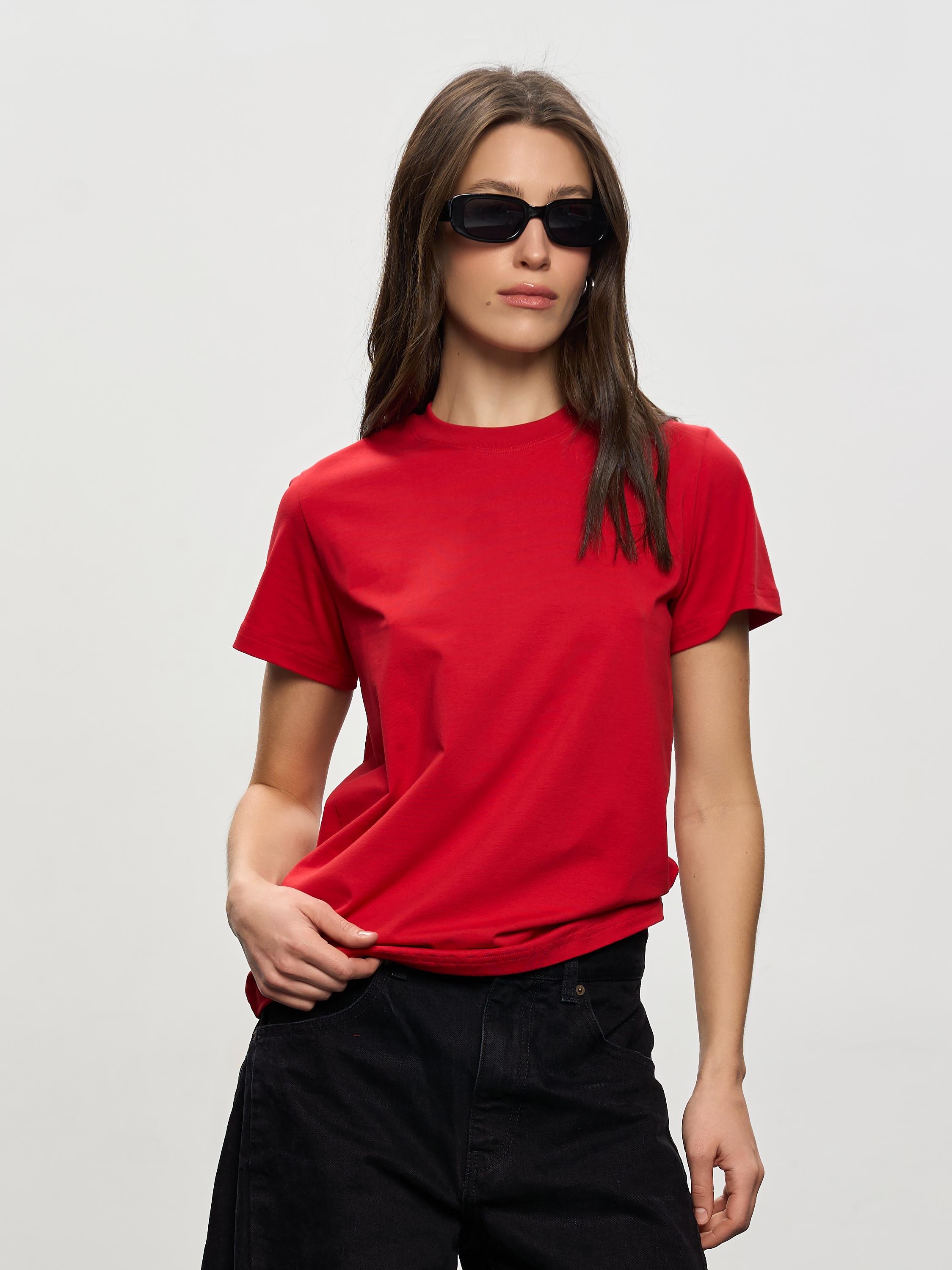 Футболка женская повышенной плотности ROZA 231103 M Красный (4824005745355)