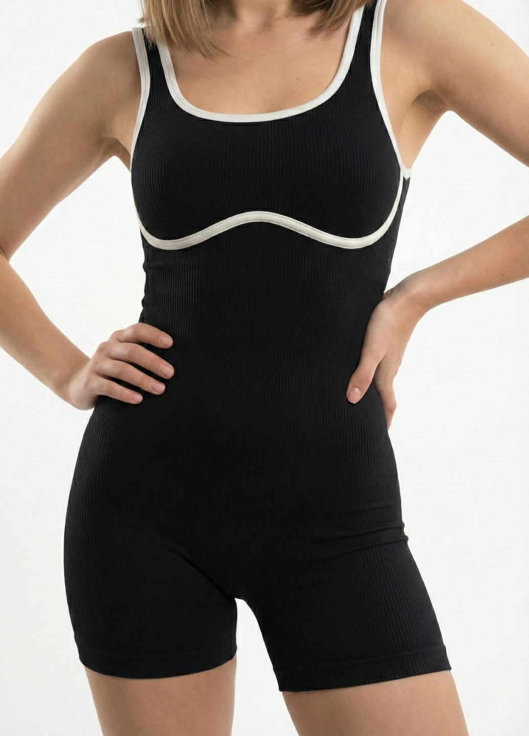 Комбінезон спортивний жіночий в рубчик з пуш ап ефектом та знімними чашками для фітнесу та йоги S Чорний (70231/S)