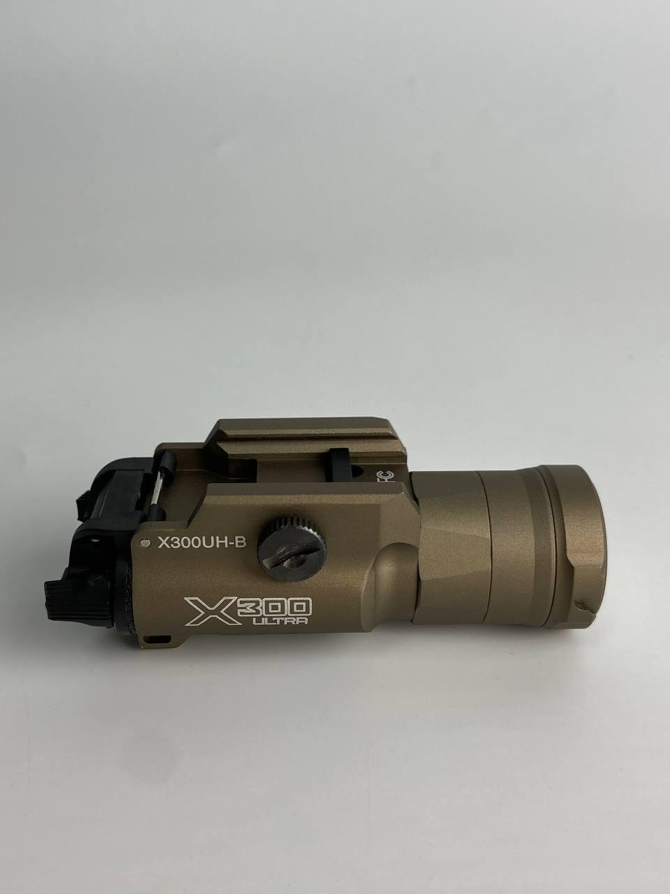 Фонарь SureFire X300 ULTRA Золотой