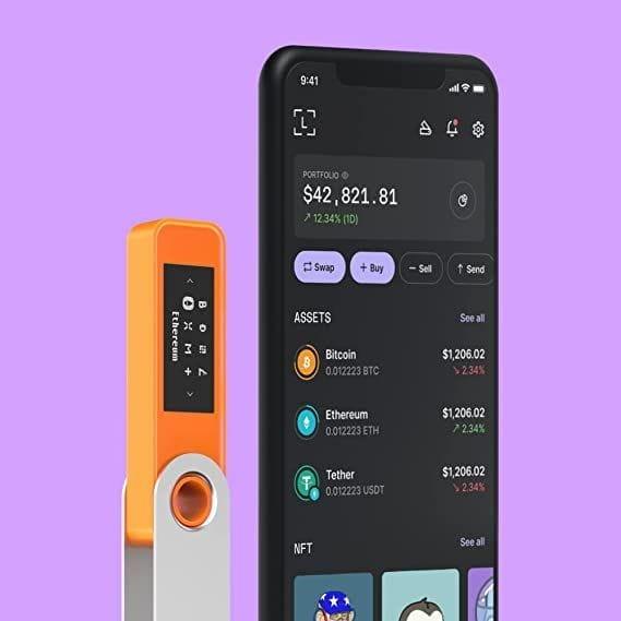 Крипто-гаманець апаратний холодний Ledger Nano S Plus Orange BTC - фото 5