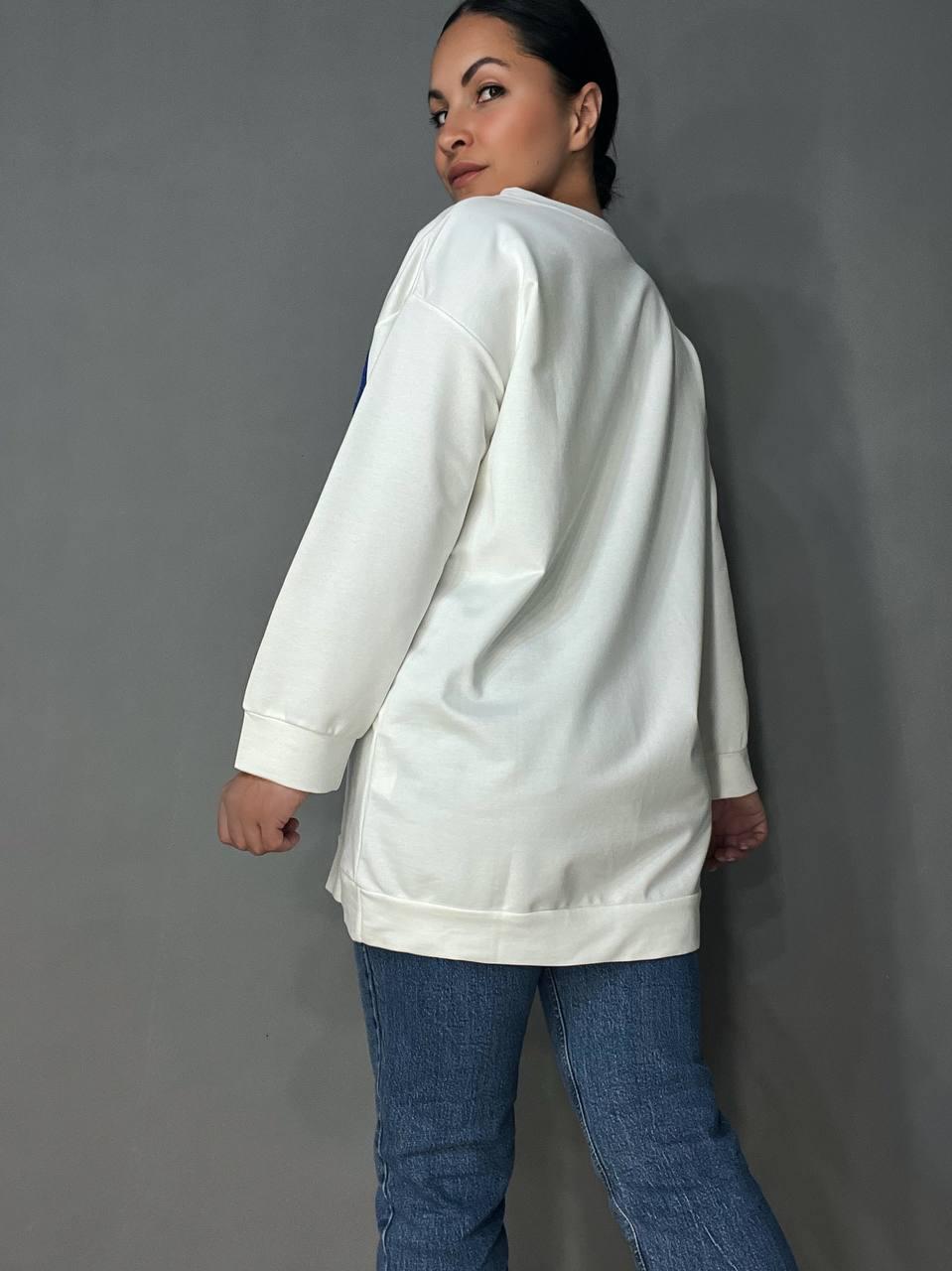 Свитшот женский LSK 6011 удлиненный туника вышивка впереди OXFORD пайетки OS Белый (1869) - фото 9