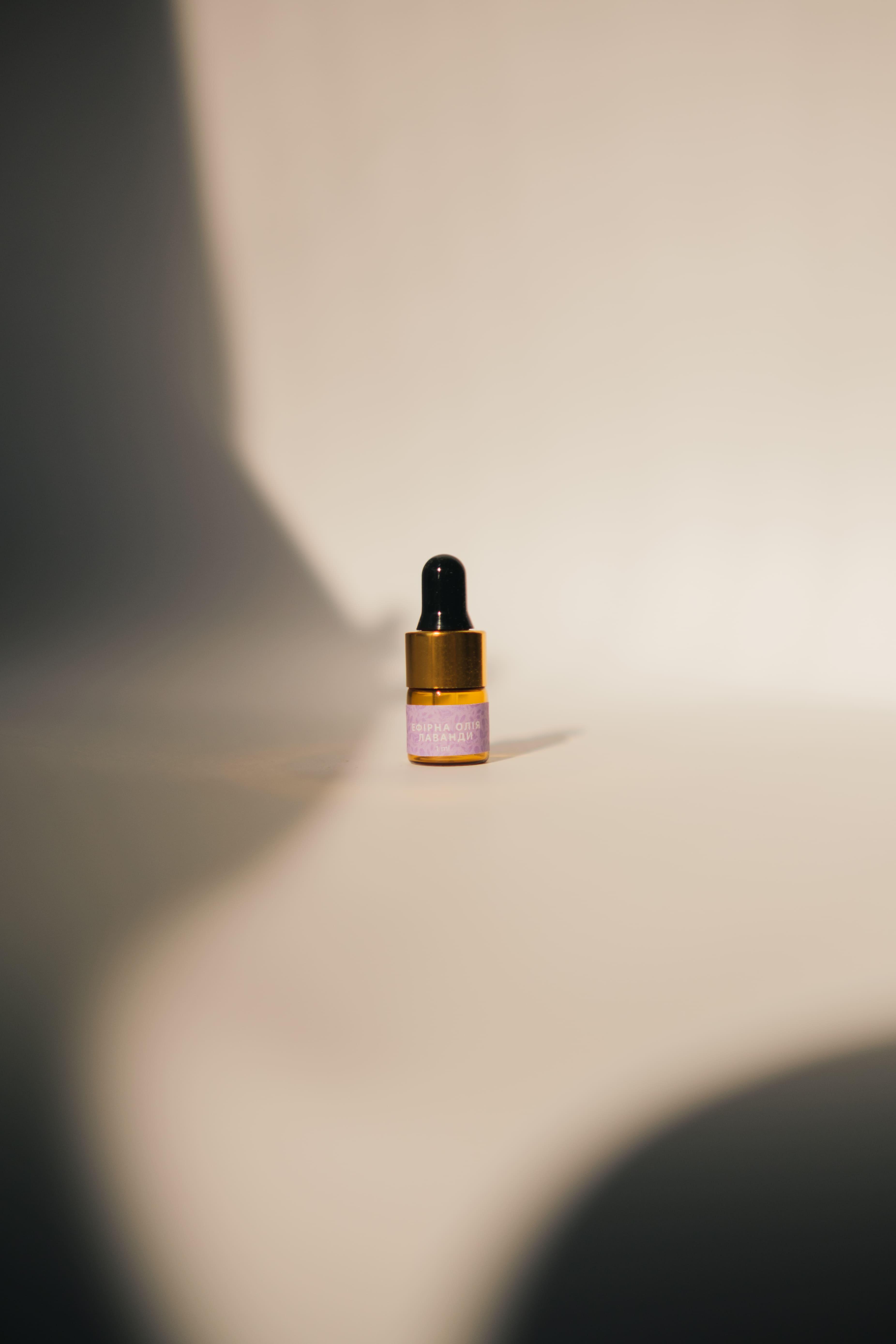 Ефірна олія лаванди HERBALIST 100% натуральний концентрат 1 мл (31024006)