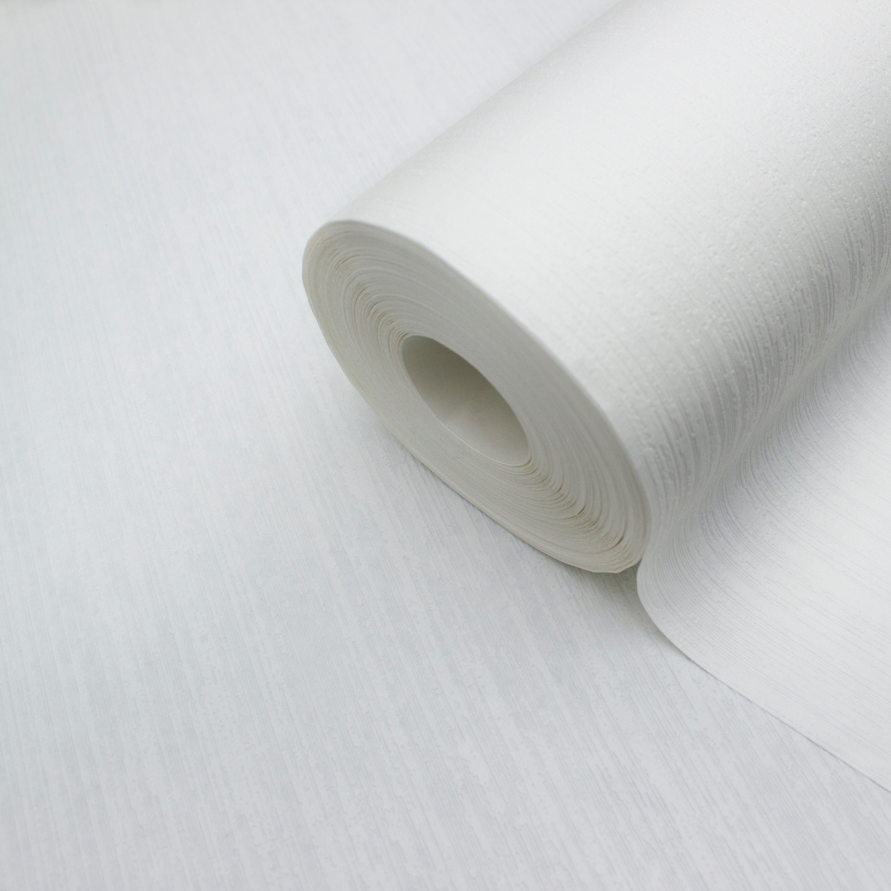 Обои универсальные LS 25x1,06 м Белый (S-18)