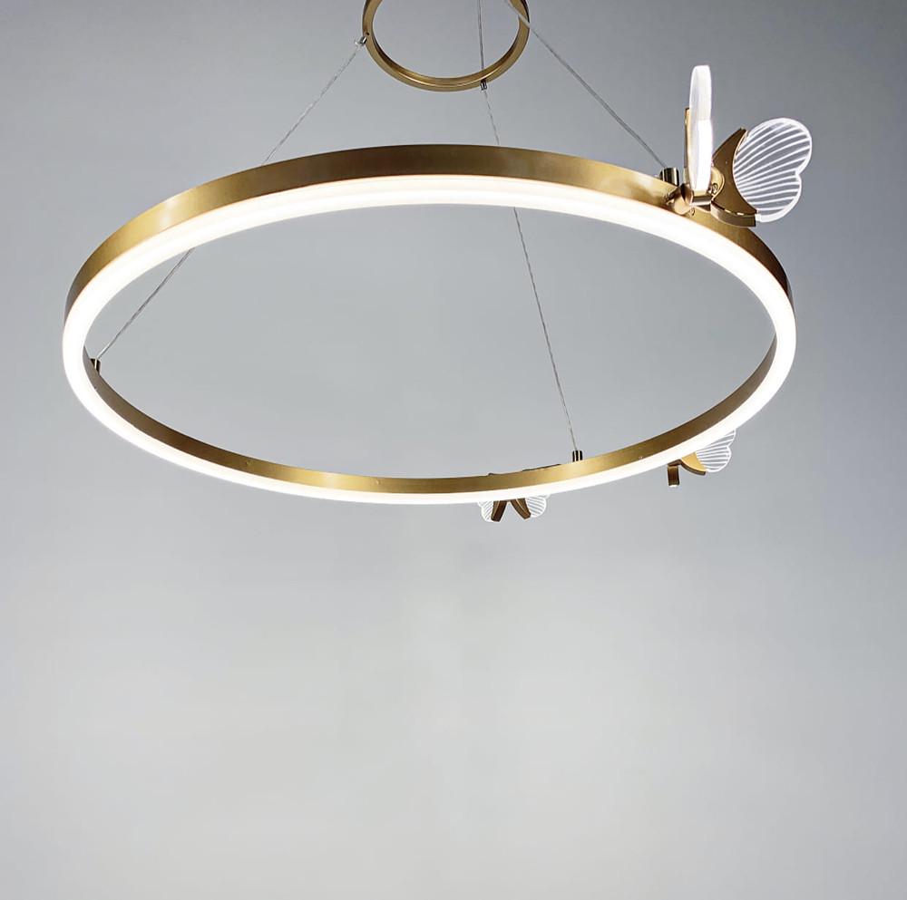 Люстра кольцо светодиодное с бабочками Золотой (C 18-700 GD) - фото 4