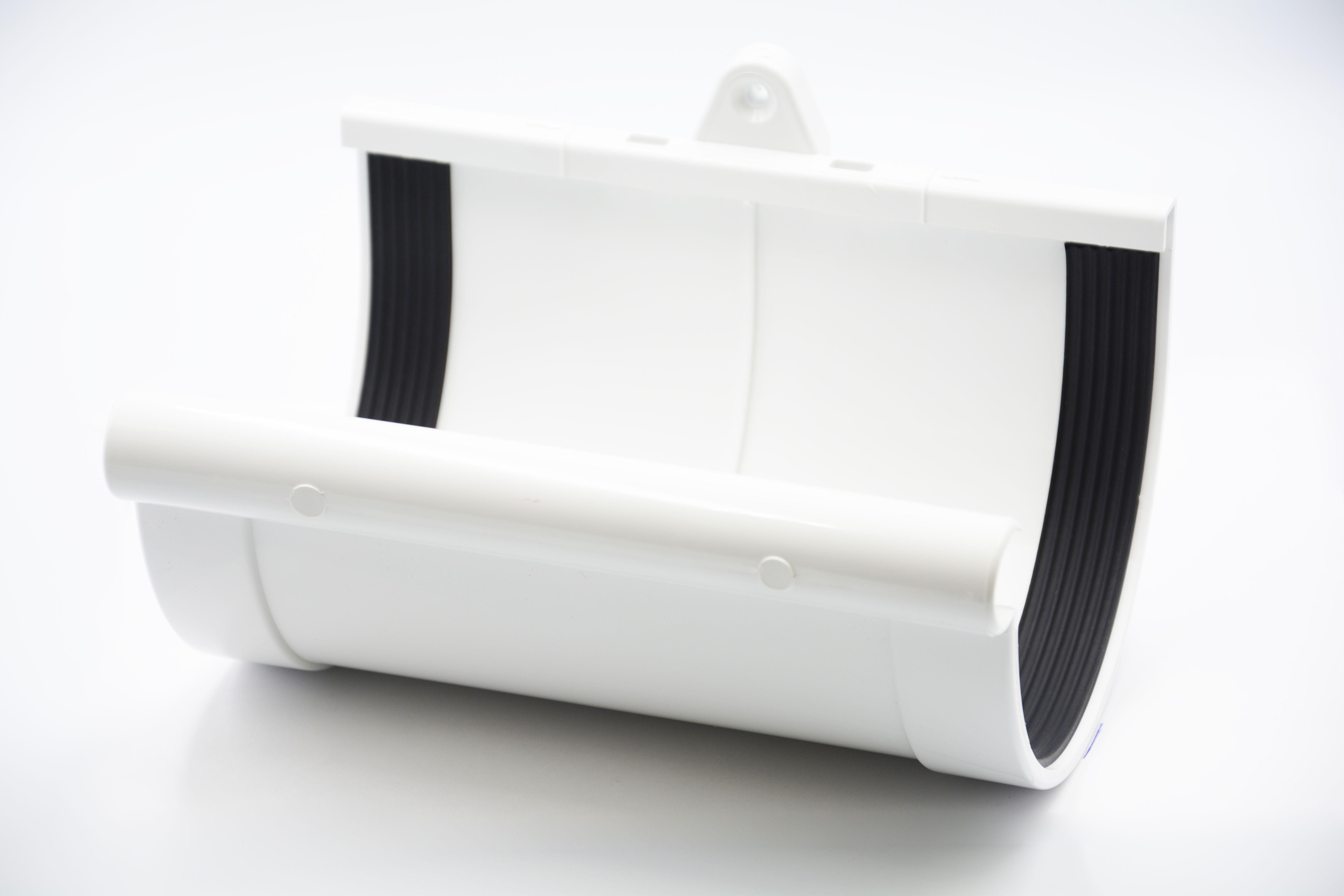 Муфта водосточного желоба RainWay D 90 мм Белый RAL 9003 (10.090.02.001.RW) Муфта водосточного желоба RainWay D 90 мм Белый RAL 9003 (10.090.02.001.RW)