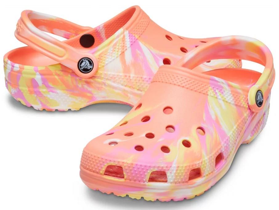 Крокси жіночі Crocs Classic Marbled Clog р. 38-39 Кораловий (24515)