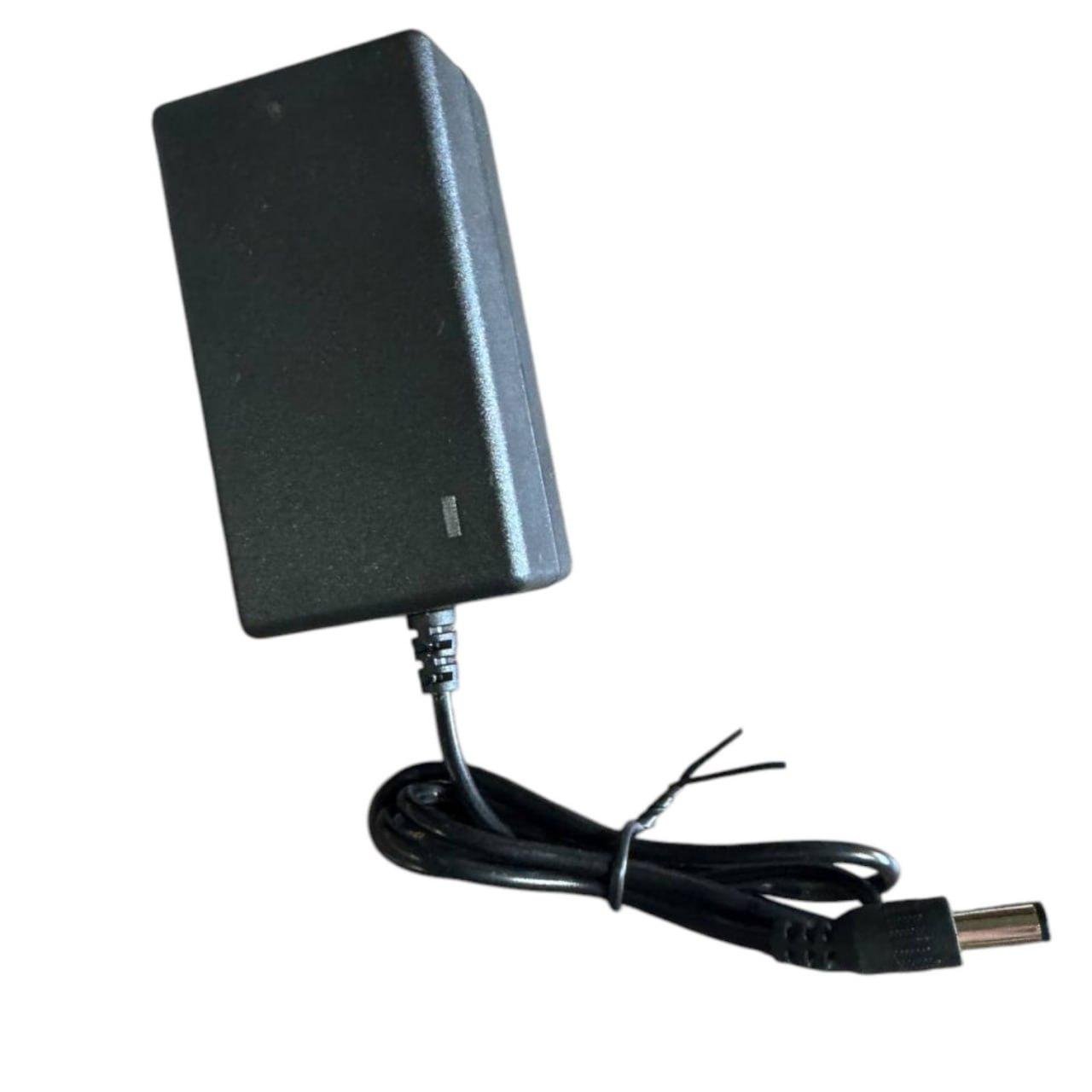 Зарядное устройство Wire для аккумуляторов 20V 1А (30365080) Зарядное устройство Wire для аккумуляторов 20V 1А (30365080)