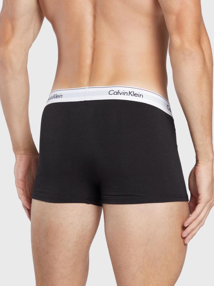 Набор трусов боксеров мужских Calvin Klein men boxer 3 шт. XL Белый/Черный (102304449) - фото 3 Набор трусов боксеров мужских Calvin Klein men boxer 3 шт. XL Белый/Черный (102304449) - фото 3