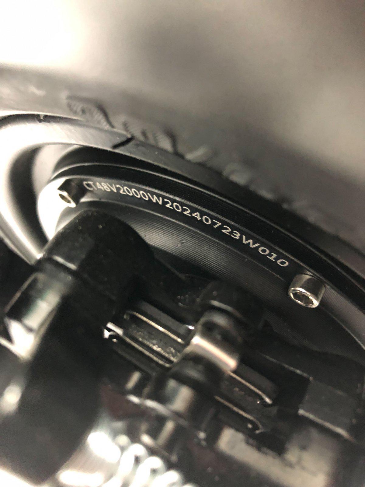 Електросамокат TESLA 24000 з сидінням 2000 W 48 V 24 Ah NFC ключ (23469694) - фото 10 Електросамокат TESLA 24000 з сидінням 2000 W 48 V 24 Ah NFC ключ (23469694) - фото 10