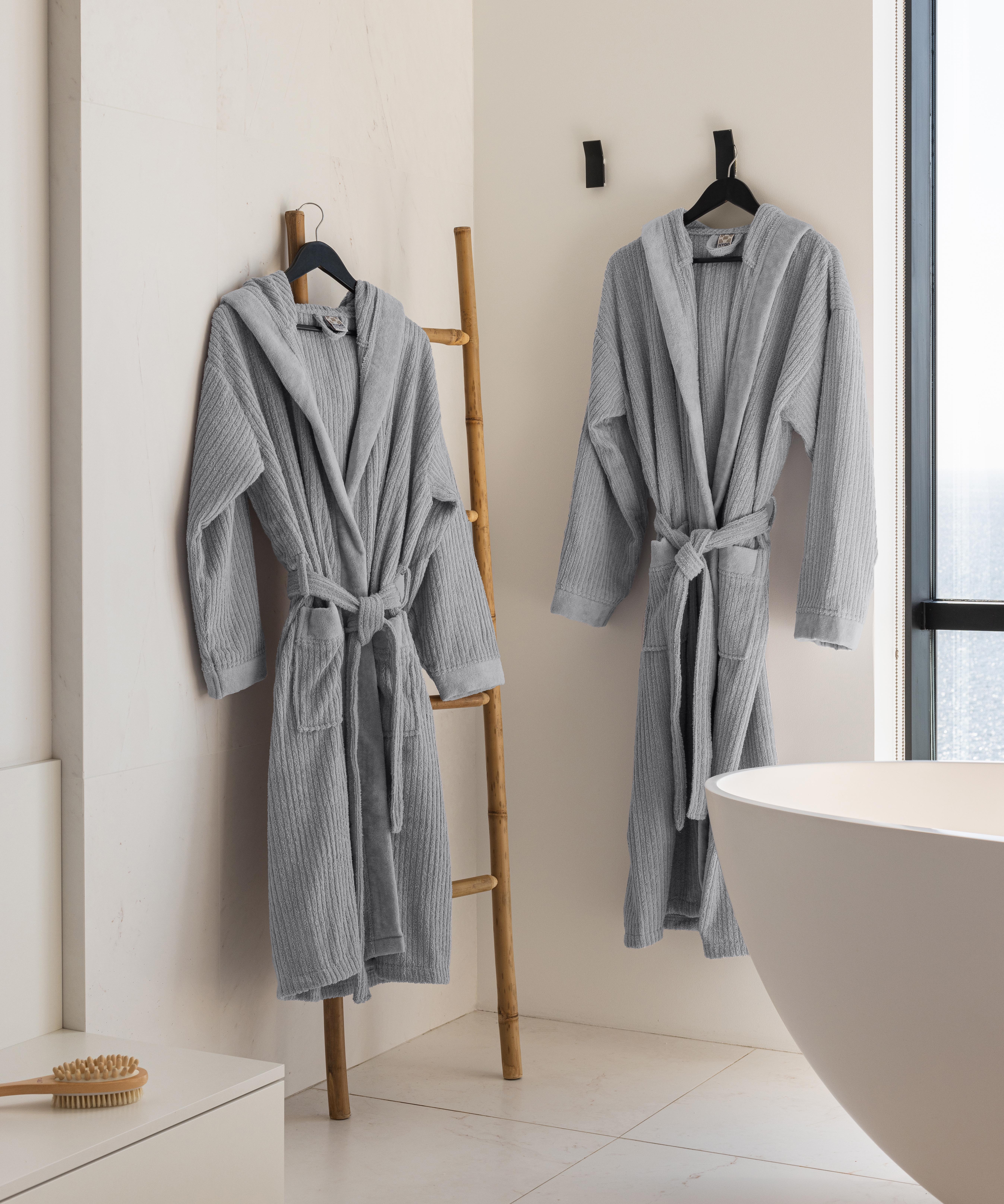Набор халатов махровых HYGG для пары/женский и мужской S-M/2XL-3XL Серый (392048) Набор халатов махровых HYGG для пары/женский и мужской S-M/2XL-3XL Серый (392048)