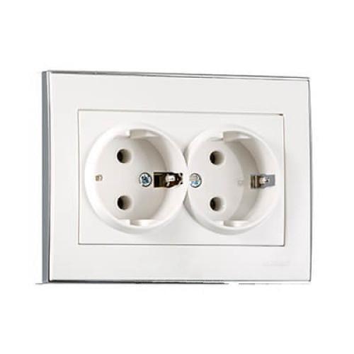 Розетка двойная с заземлением со вставкой RAIN ПБТ Белый/Хром (00000018505)