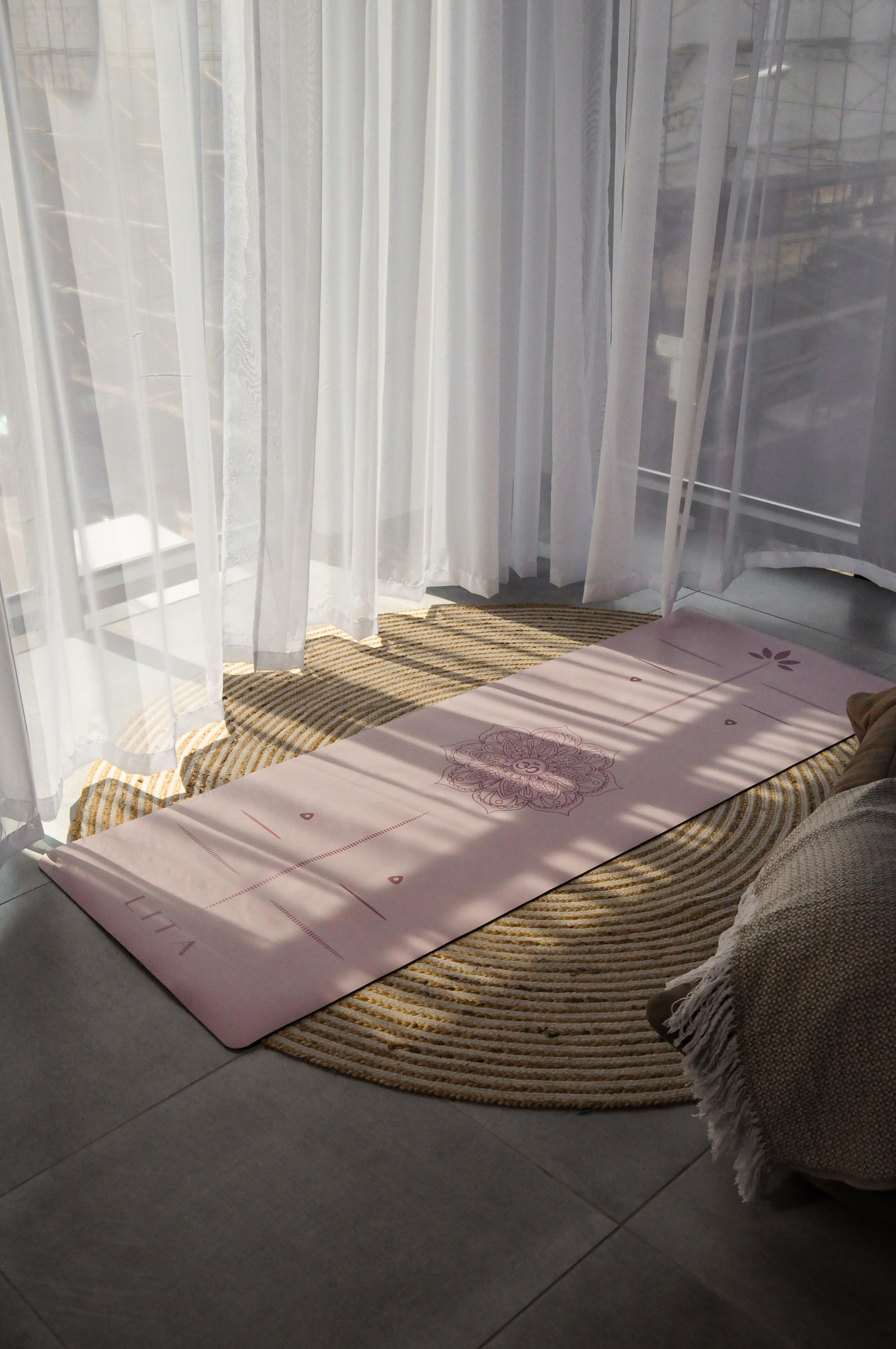 Коврик для йоги и фитнеса Lita Pro Asana PU/каучук 183х68х0,5 см Розовый (PU-OMPK-5) - фото 7 Коврик для йоги и фитнеса Lita Pro Asana PU/каучук 183х68х0,5 см Розовый (PU-OMPK-5) - фото 7