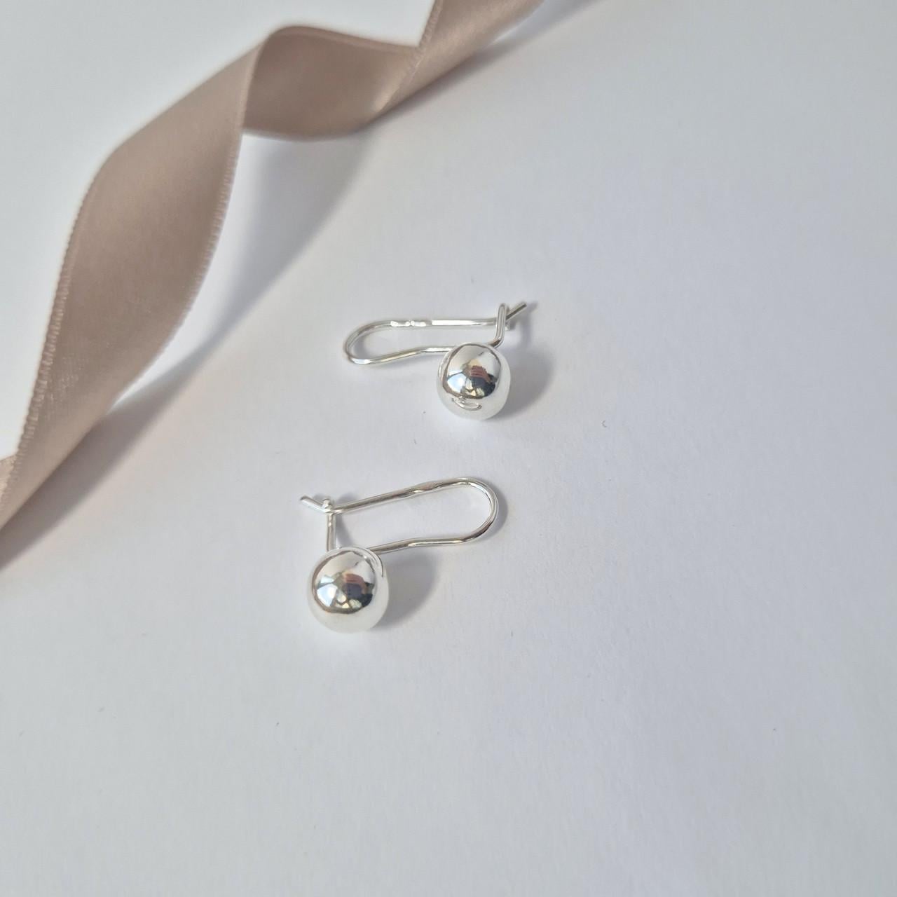 Серьги Шарики на петле 7 мм серебро 925 пробы родированное 2,40 г (500093г)