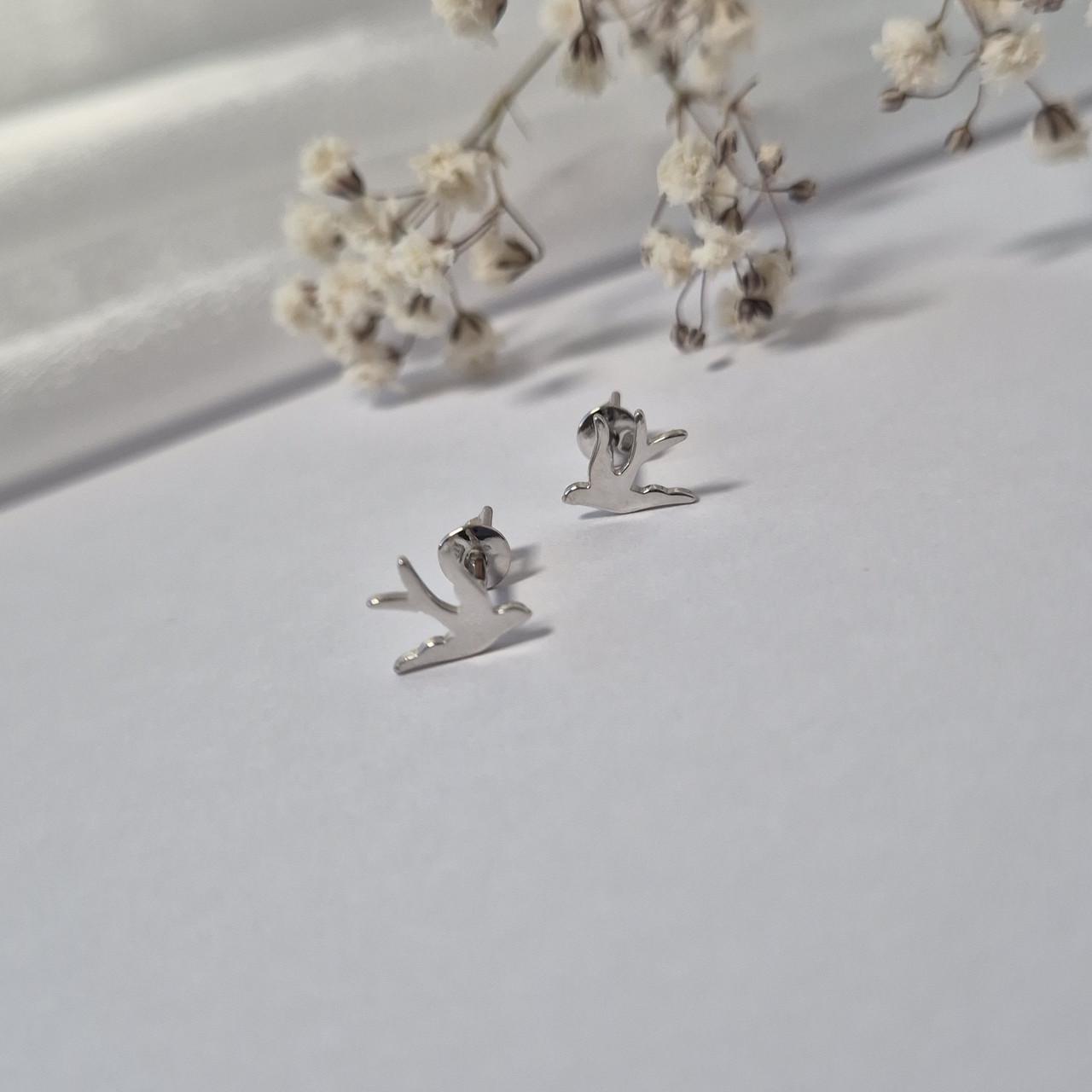 Серьги на закрутках Птичка серебро 925 пробы 1,05 г (82826) Серьги на закрутках Птичка серебро 925 пробы 1,05 г (82826)