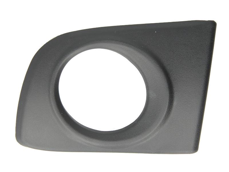 Решітка бампера AVTM Nissan Micra K12 03-05 ліва з отворами для протитуманок (05 5008 995)