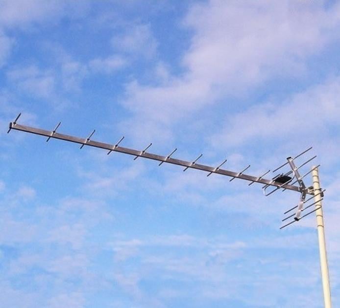 Антена зовнішня для ефірного цифрового телебачення стандарту DVB-T2 Дальнобій 1,5 75 км+