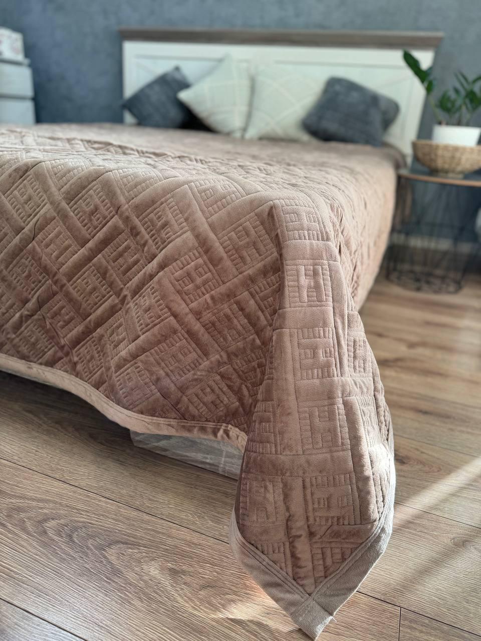 Плед велюровый Макси 230х260 см Светло-коричневый (14071267) - фото 3 Плед велюровый Макси 230х260 см Светло-коричневый (14071267) - фото 3