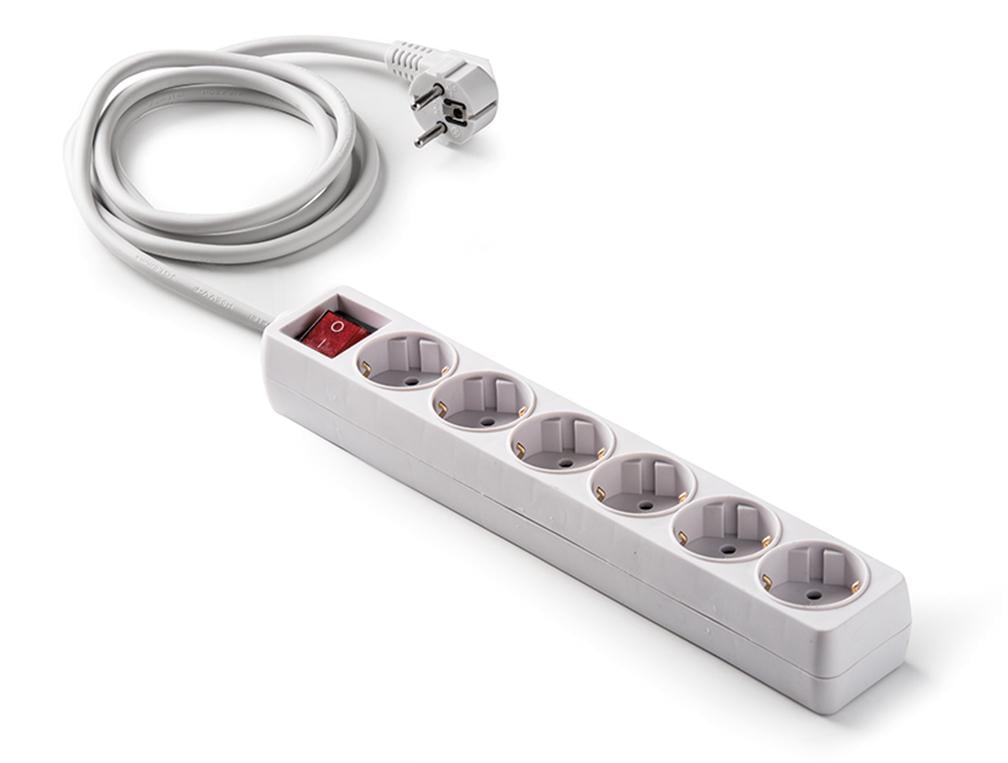 Удлинитель Famatel 9/706 P-3600W на 6 розеток с выключателем и заземлением 16А 250V 3х1,5 мм2 1,5 м (17858829) Удлинитель Famatel 9/706 P-3600W на 6 розеток с выключателем и заземлением 16А 250V 3х1,5 мм2 1,5 м (17858829)