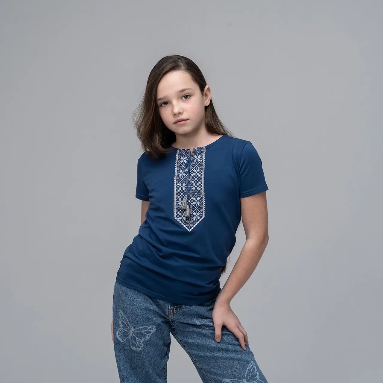 Футболка-вышиванка детская на девочку трикотажная 128 см Синий (д-43-128) - фото 2 Футболка-вышиванка детская на девочку трикотажная 128 см Синий (д-43-128) - фото 2