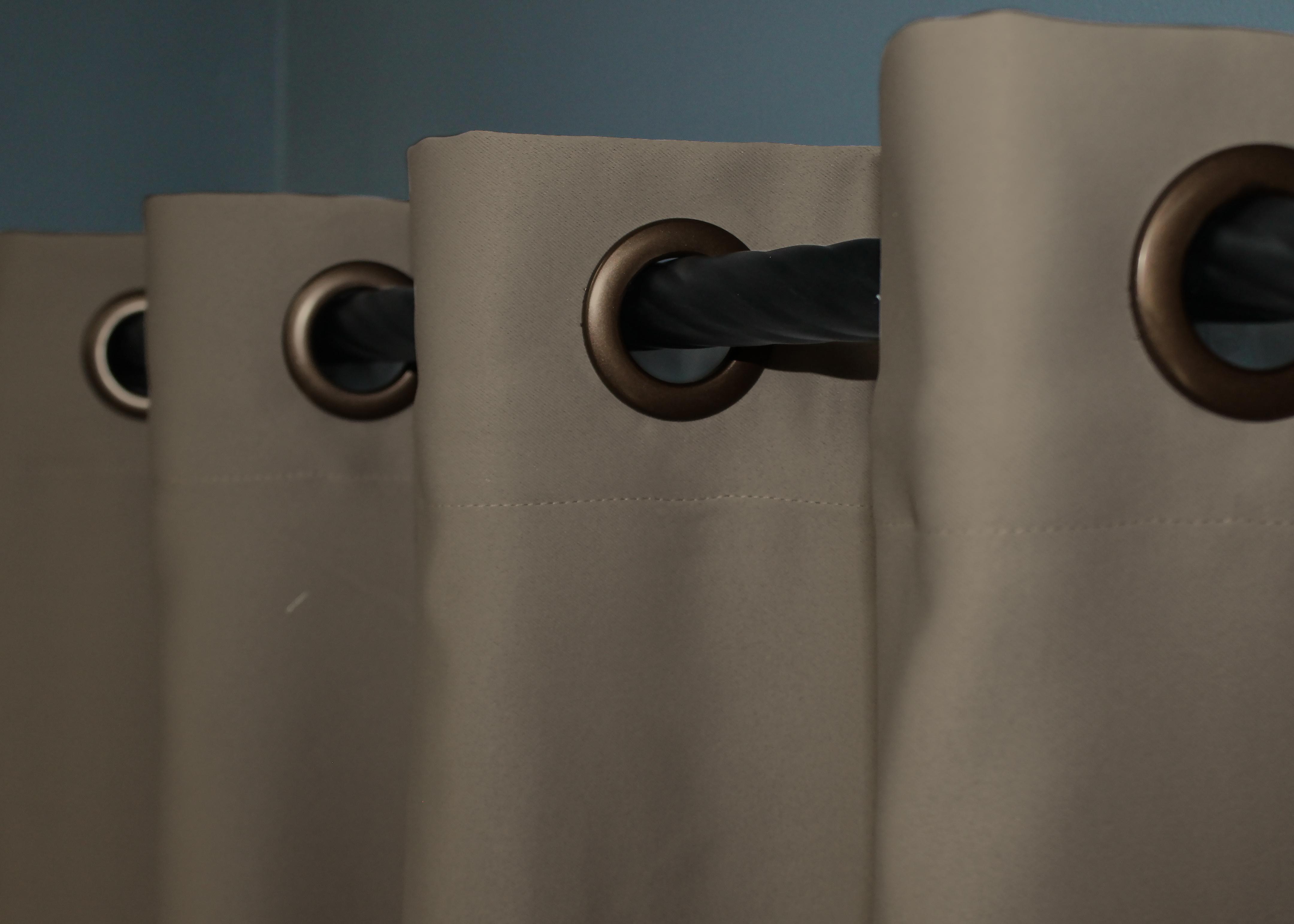 Комплект штор на люверсах VR-Textil Блэкаут Bagema Rvs № 1239ш 150х250 см 2 шт. Молочный шоколад (37-0110) - фото 3