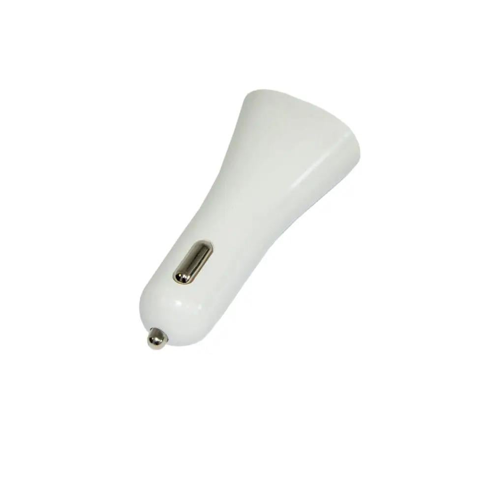 Зарядка от прикуривателя для телефона YZS-04 AR 65 8х3,5 см (1008270-White) Зарядка от прикуривателя для телефона YZS-04 AR 65 8х3,5 см (1008270-White)