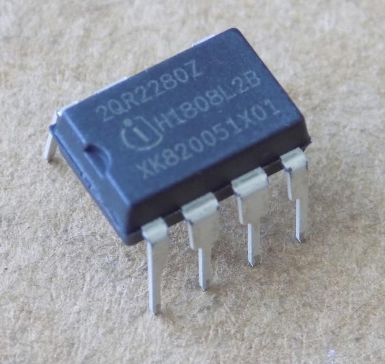 Микросхема Infineon ICE2QR2280Z/DIP7 (28736)