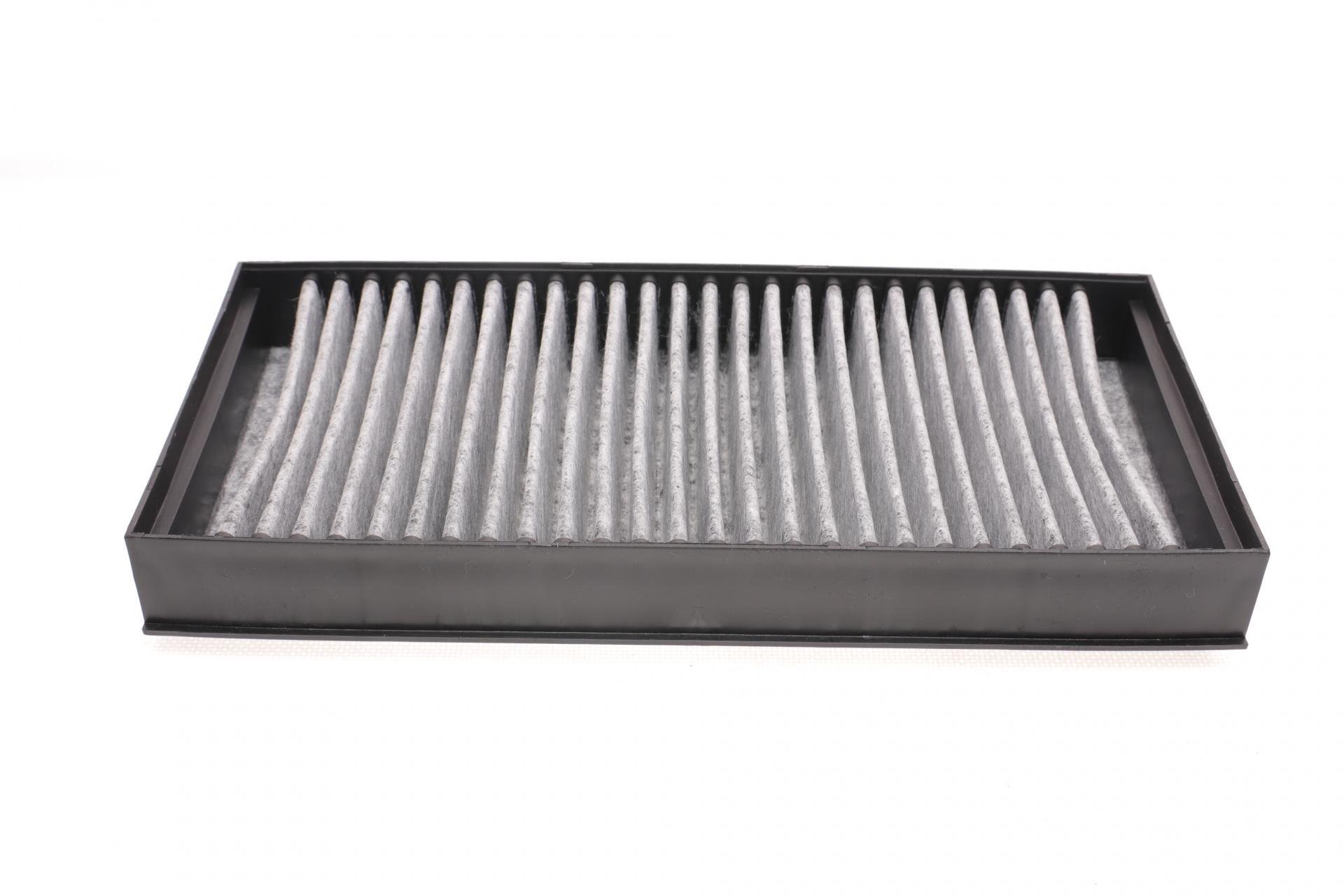 Фильтр салона PURFLUX для BMW X5 E70/F15/X6 E71/E72 2,0-4,8 07- угольный (AHC349-2)