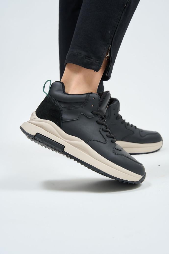 Кросівки жіночі LONZA р. 38 Чорний (181665) Кросівки жіночі LONZA р. 38 Чорний (181665)