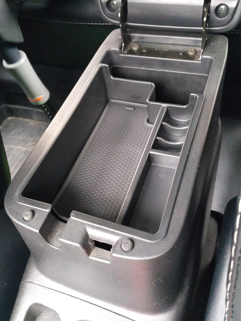 Органайзер в підлокітник Mitsubishi Outlander 3/ASX/Outlander Sport (27504006) - фото 5 Органайзер в підлокітник Mitsubishi Outlander 3/ASX/Outlander Sport (27504006) - фото 5