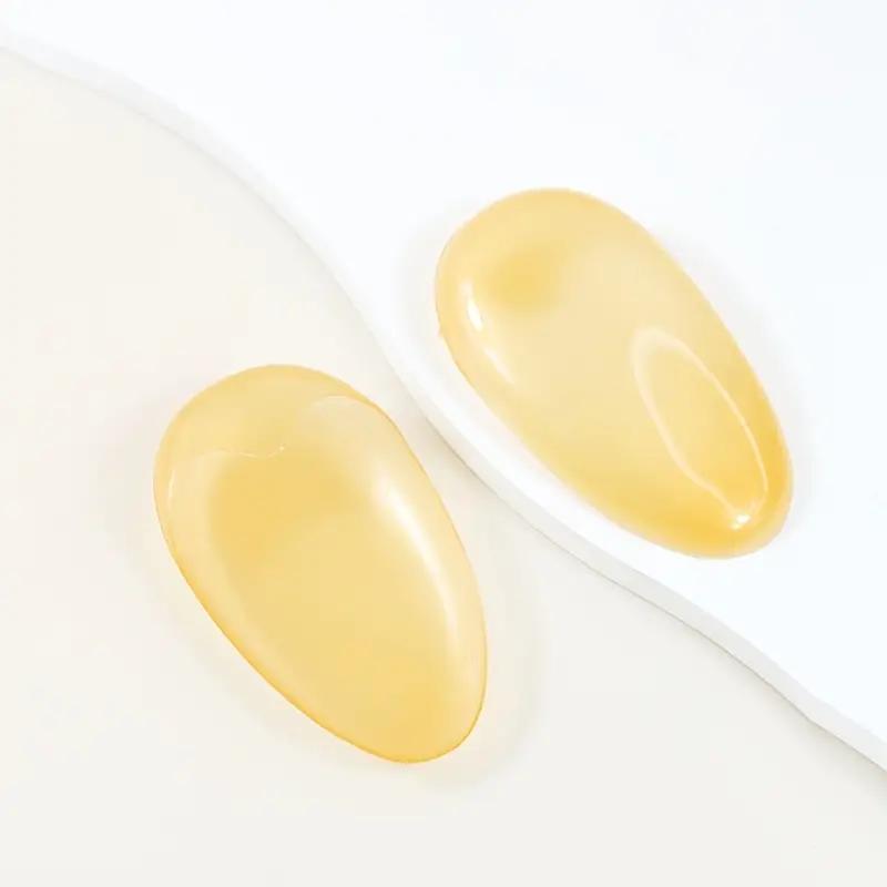 Накладки на вуха для захисту під час фарбування волосся 4 шт. Жовтий (2743174686) - фото 7 Накладки на вуха для захисту під час фарбування волосся 4 шт. Жовтий (2743174686) - фото 7