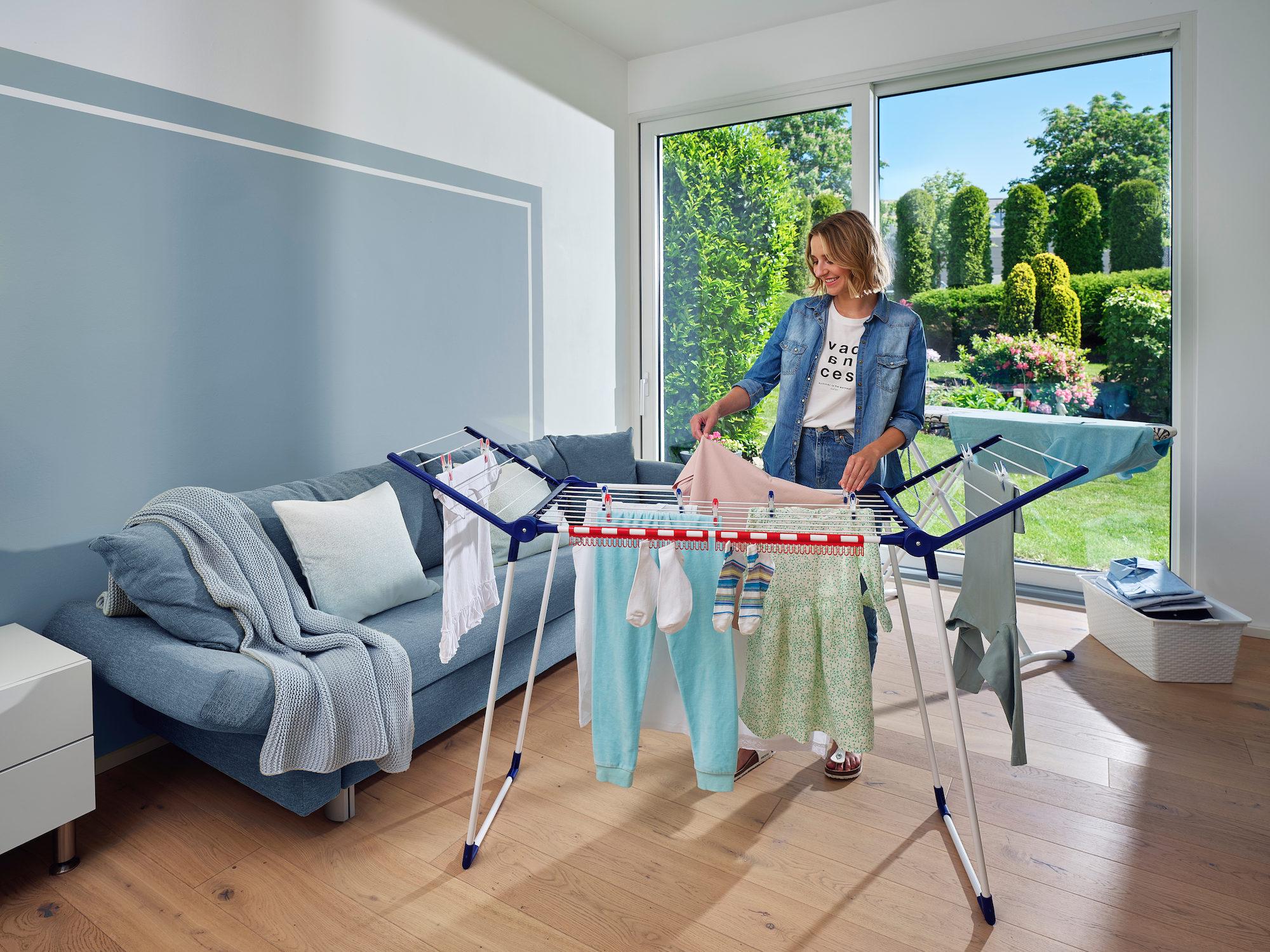 Сушарка для білизни Leifheit PEGASUS 150 Solid Slim 15 м (81570) - фото 6 Сушарка для білизни Leifheit PEGASUS 150 Solid Slim 15 м (81570) - фото 6