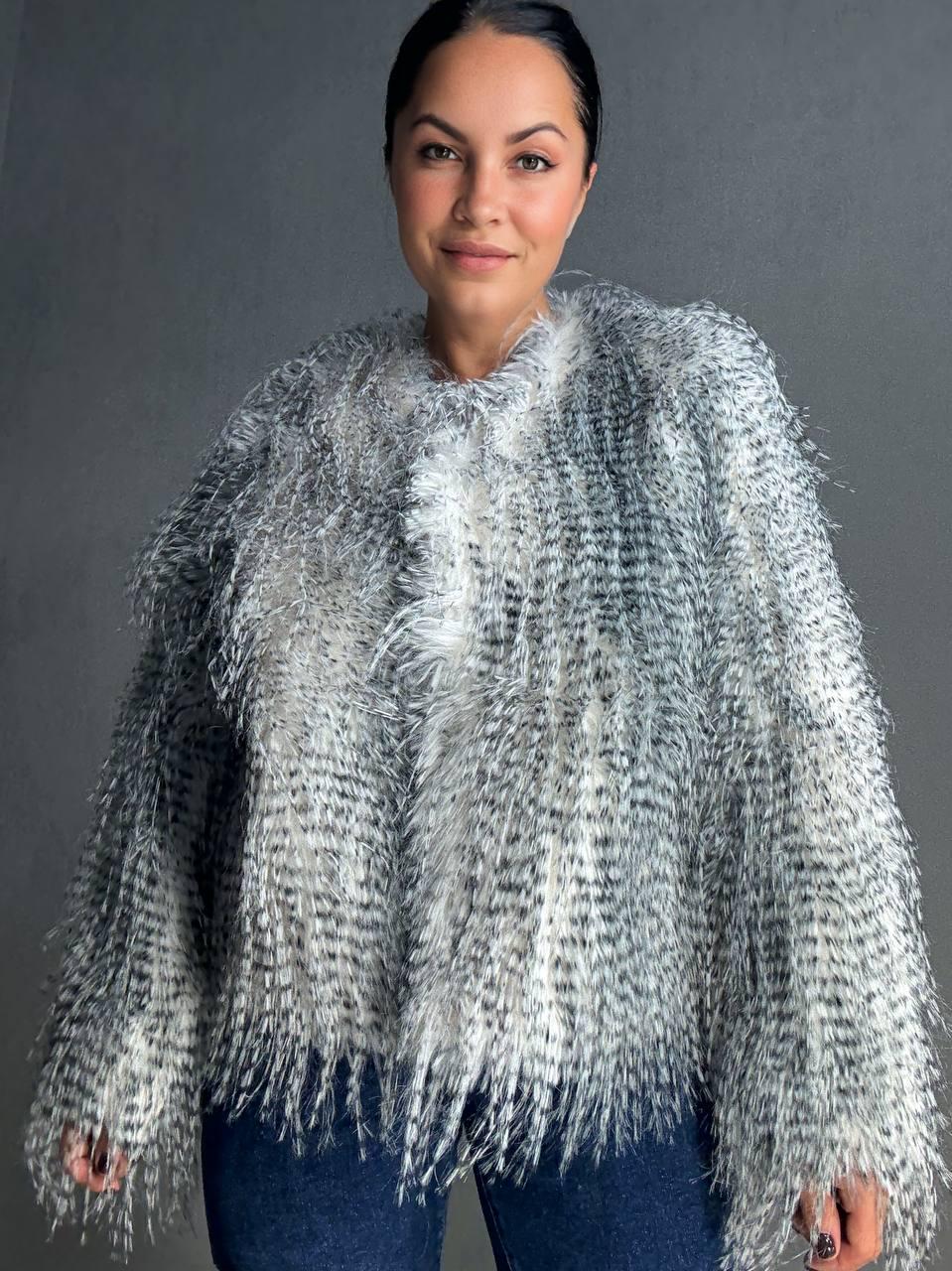 Шуба женская Fancy Matinee 111 искусственный мех перо короткая L Серый (4841) - фото 7