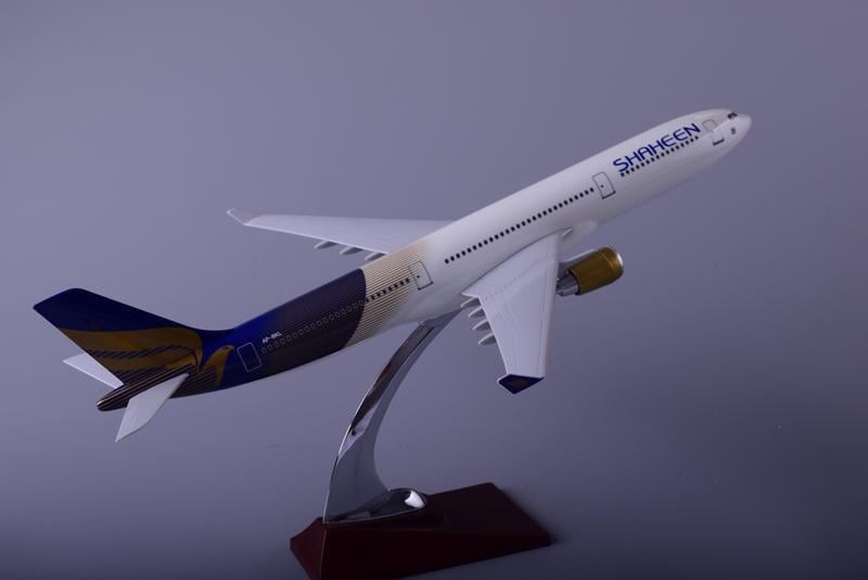 Колекційна модель літака Shantou Tongde Airbus A330 40 см Shaheen Air