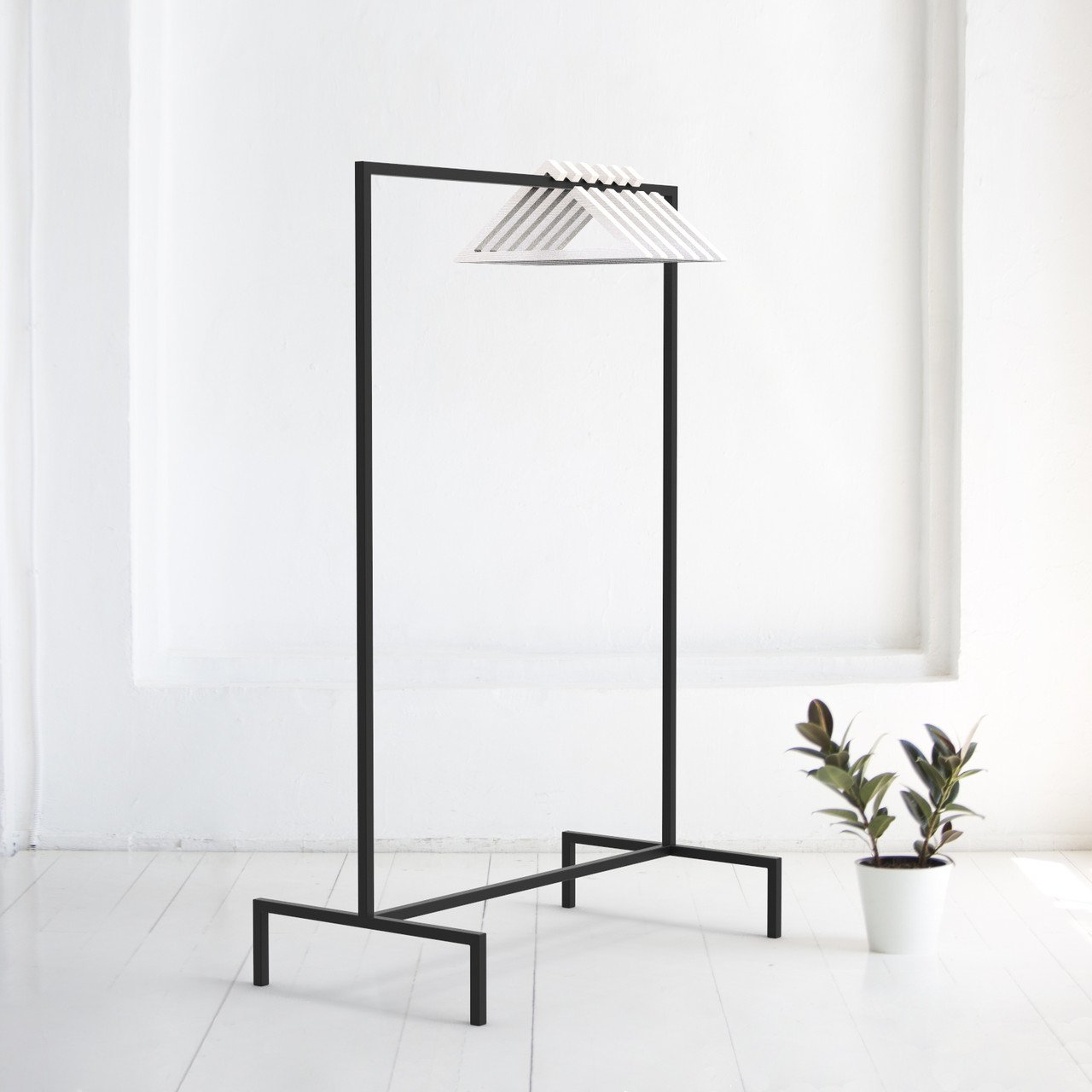 Вішалка-стійка для одягу GoodsMetall у стилі лофт 1600х1000х400мм ВШ93 (61ab60dc2c5f0411df6d05e2) Вішалка-стійка для одягу GoodsMetall у стилі лофт 1600х1000х400мм ВШ93 (61ab60dc2c5f0411df6d05e2)