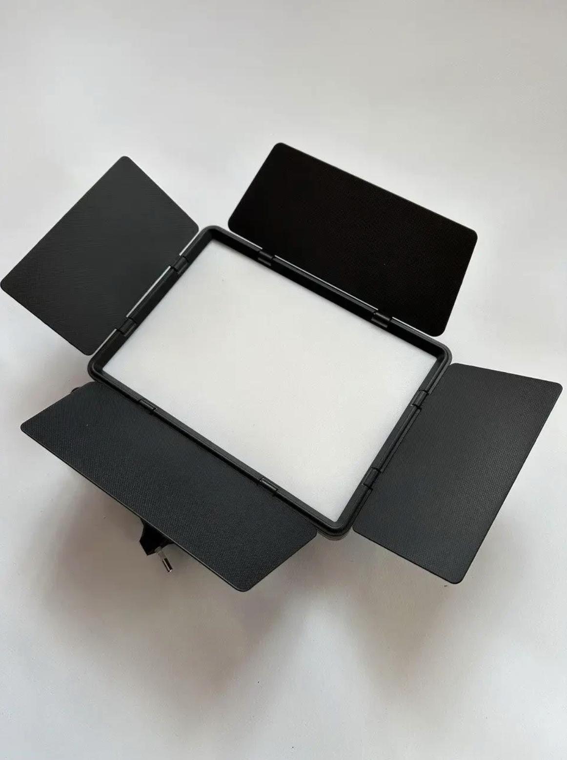 Світлодіодна панель Camera light RL-900 3000-6500K для відео та фото з пультом ДУ (22642664) - фото 3 Світлодіодна панель Camera light RL-900 3000-6500K для відео та фото з пультом ДУ (22642664) - фото 3