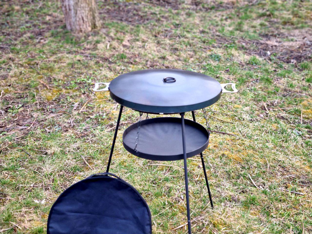 Сковорода-диск для пікніка GrillKov з кришкою та чохлом 50 см САДЖ із цільними ногами 94 см (В - 2104-5) - фото 3 Сковорода-диск для пікніка GrillKov з кришкою та чохлом 50 см САДЖ із цільними ногами 94 см (В - 2104-5) - фото 3