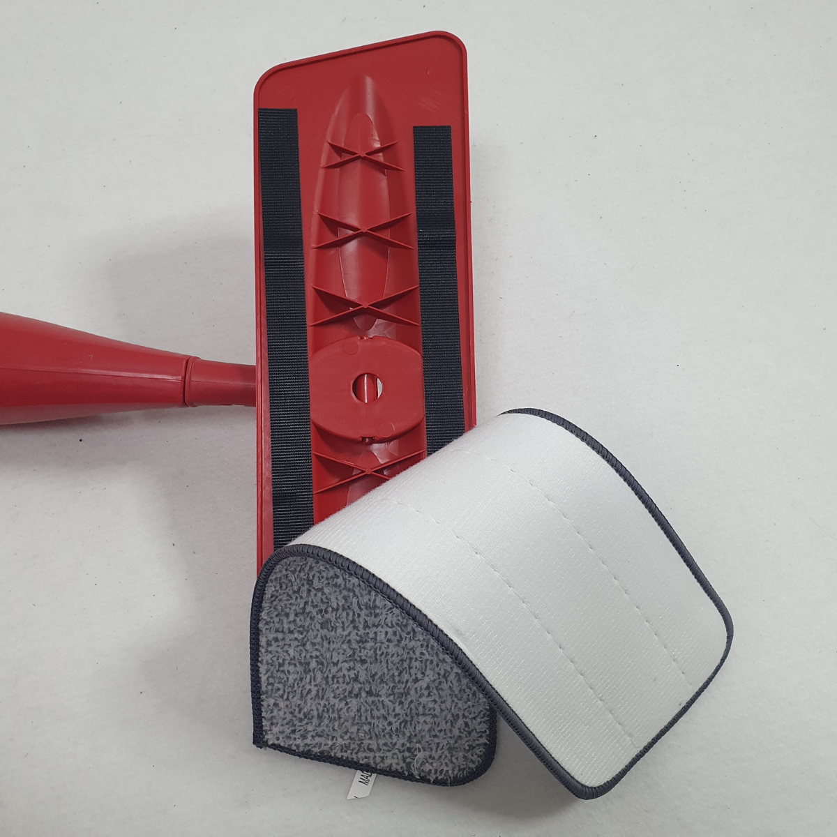 Швабра универсальная Health Spray Mob 3в1 с распылителем воды Красный (HS-401-Red) - фото 3 Швабра универсальная Health Spray Mob 3в1 с распылителем воды Красный (HS-401-Red) - фото 3