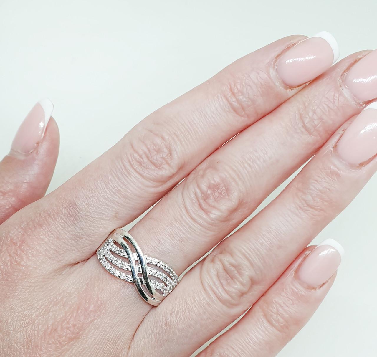 Кольцо серебряное с кубическим цирконием р. 18,5 3,06 г (1501929137)